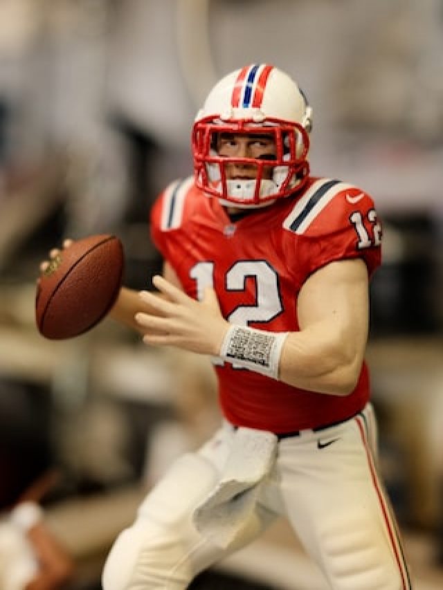 According to sources, Tom Brady is still suffering with a personal issue.